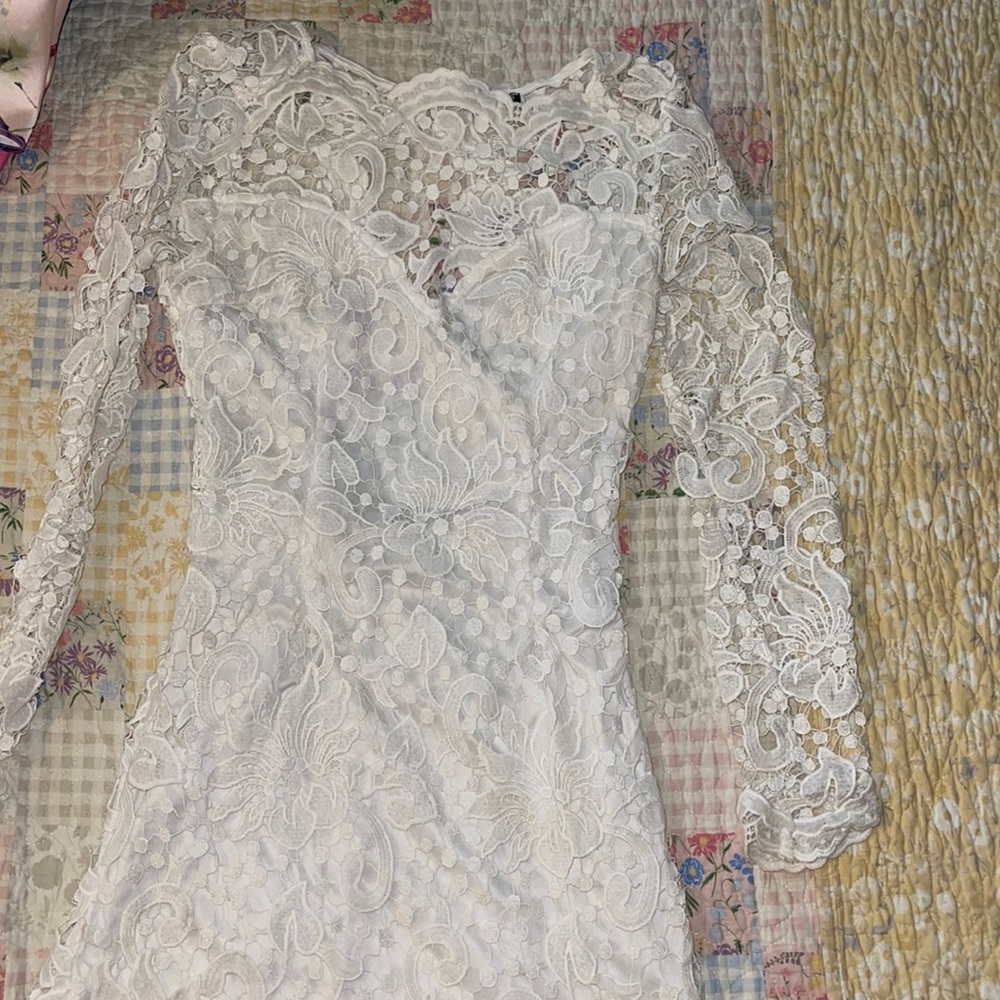 Open back, sexy short white dress